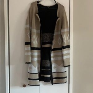 21 Main women’s cardigan/duster - Size L